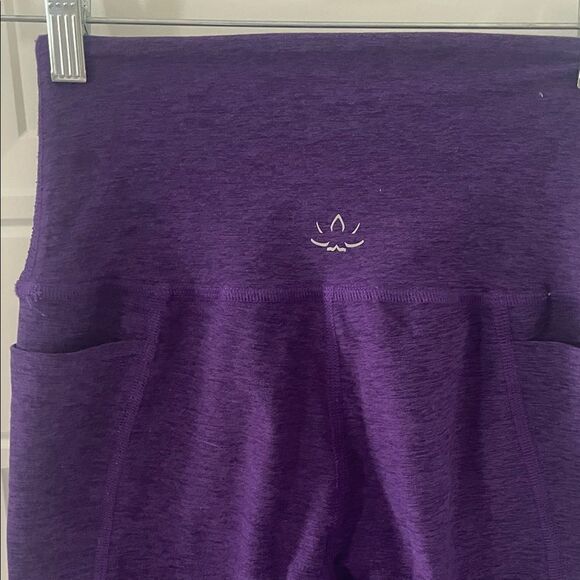 Beyond Yoga Space Dye Out Of Pocket Midi High-Waisted Leggings - Picture 4 of 5